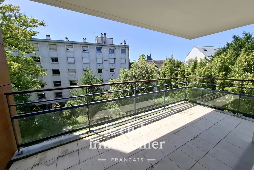 Appartement 4 pièces de 119 m² à Nantes