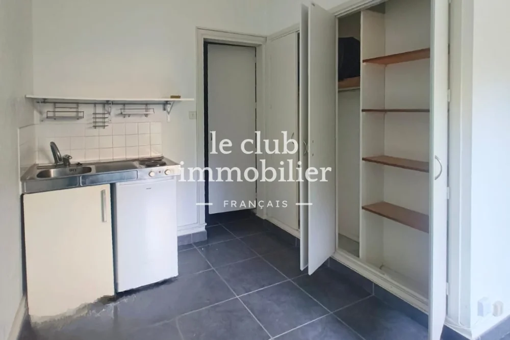 Appartement 1 pièce de 20 m² à Marseille