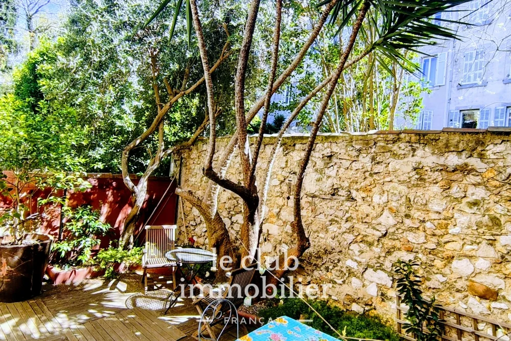Appartement 3 pièces de 67 m² à Marseille