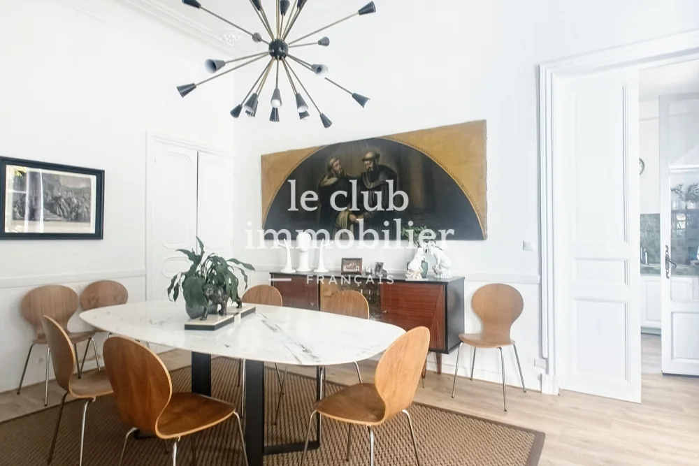 Maison 10 pièces de 300 m² à Salon-de-Provence
