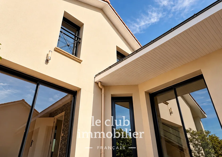 Maison 7 pièces de 183 m² à Pont-Saint-Martin