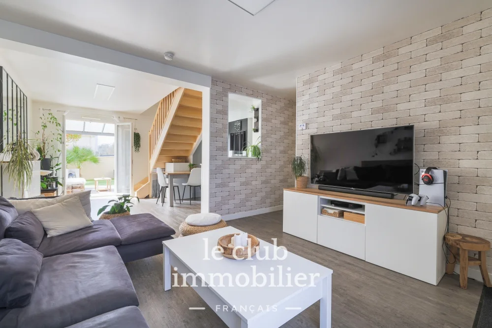 Maison 5 pièces de 90 m² à Ollainville
