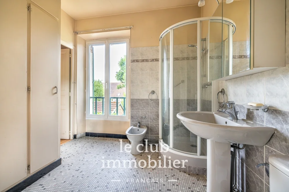 Maison 5 pièces de 90 m² à Arpajon