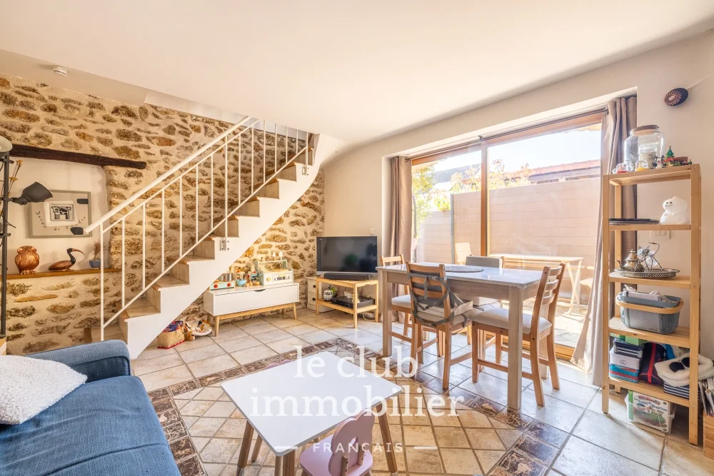 Maison 3 pièces de 66 m² à LEUVILLE SUR ORGE