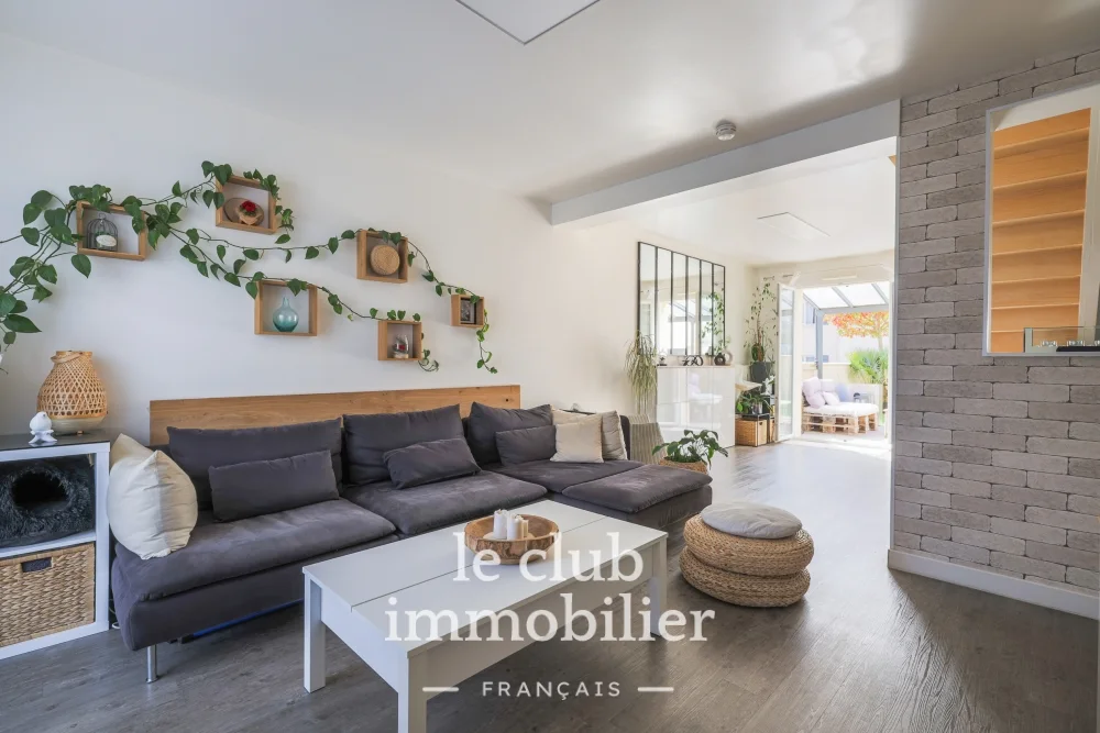 Maison 5 pièces de 90 m² à Ollainville