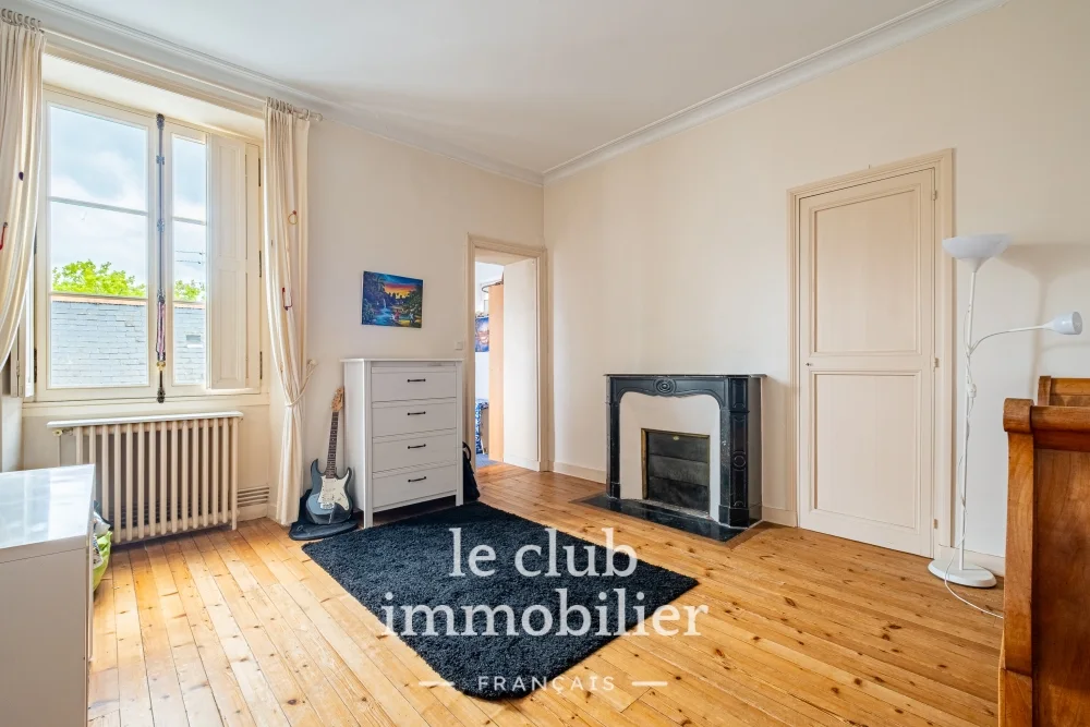 Appartement 5 pièces de 110 m² à Nantes